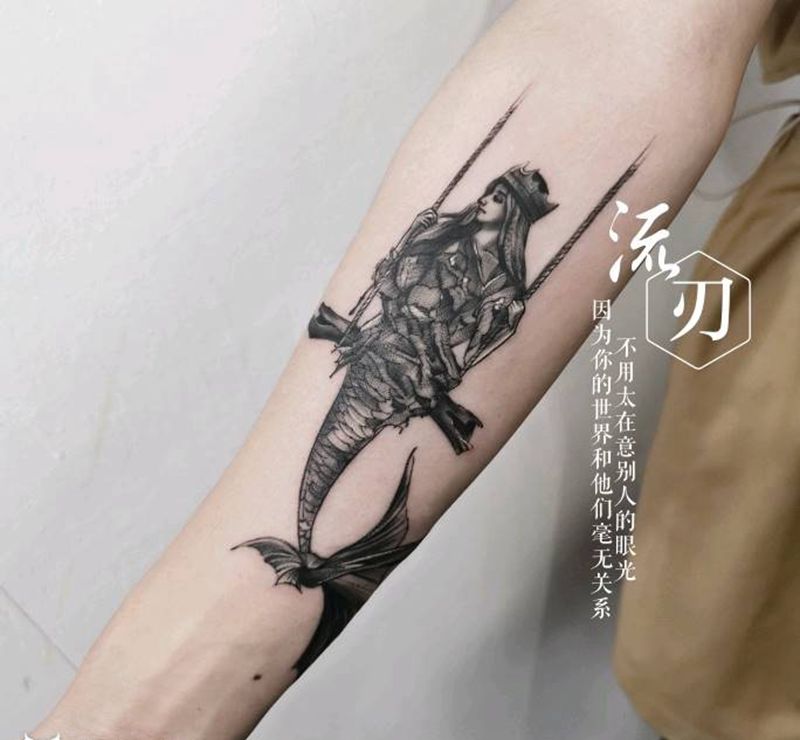 美人鱼纹身图片_点刺几何纹身图案