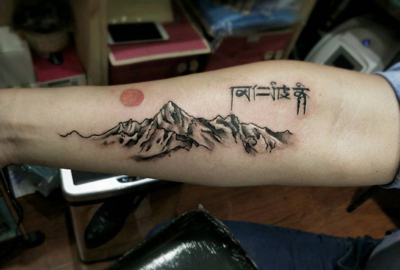 近日小图纹身图片_成品纹身图案