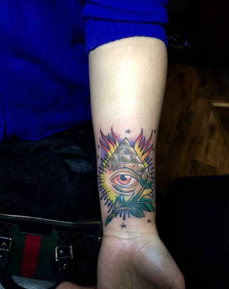 上帝之眼纹身图片