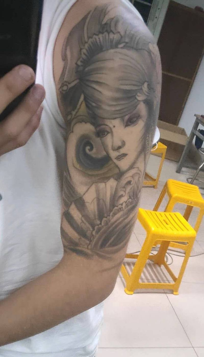 失败纹身修改纹身图片_手臂新传统欧美写实纹身图案