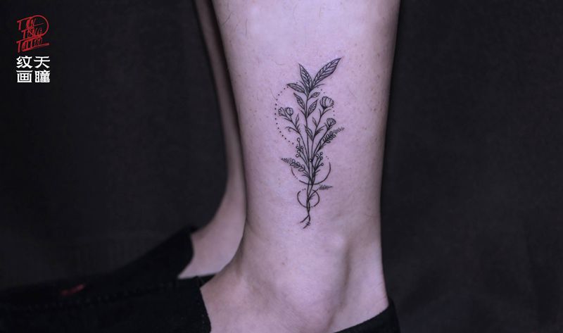 素花纹身图片_腿部小清新纹身图案