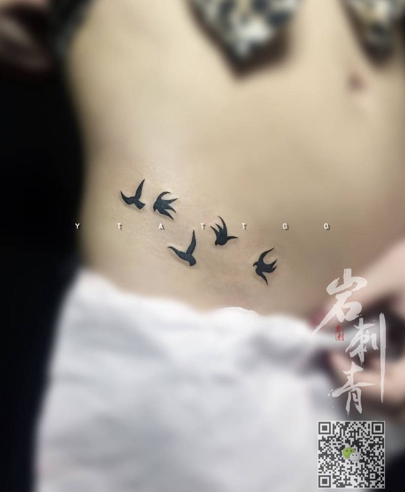 燕子纹身图片_成品腰部动物图腾清新纹身图案