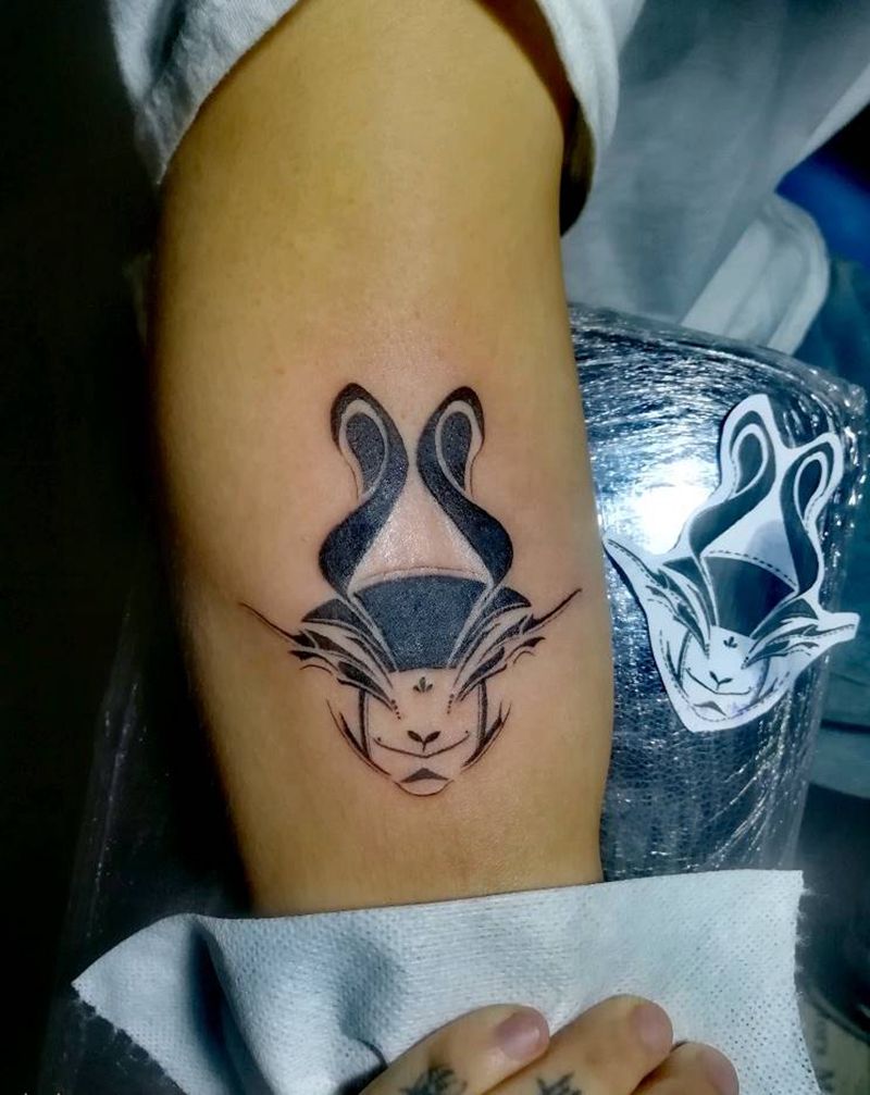 兔儿爷纹身图片_手臂纹身图案