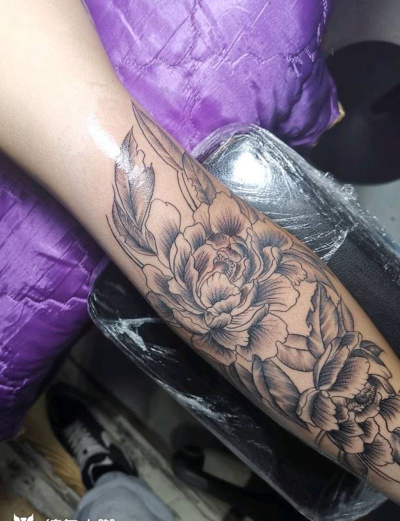 花纹身图片_手臂纹身图案