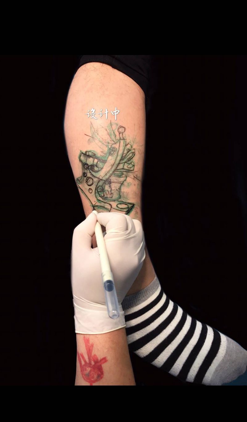纹身机纹身图片_成品艺奴刺域原创欧美腿部纹身图案