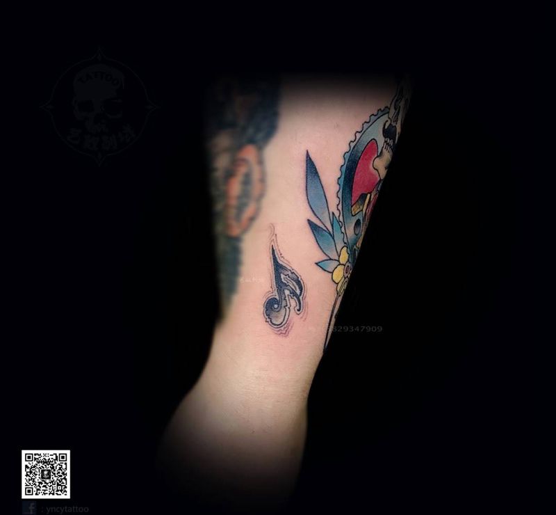 音符纹身图片_手臂欧美写实Old School艺奴刺域原创纹身图案
