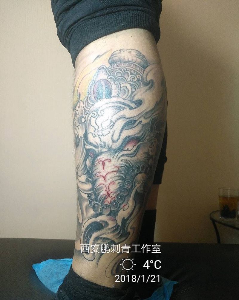 花腿纹身图片_传统纹身图案