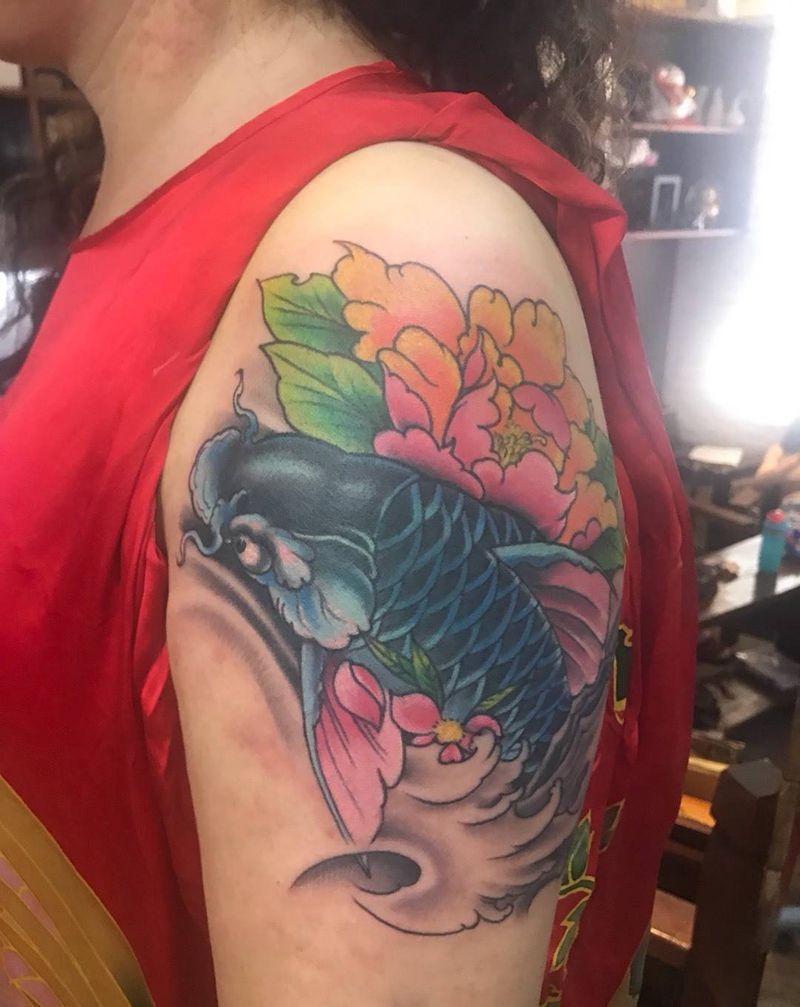 遮盖鱼结束.纹身图片_成品肩部传统动物西安纹身图案