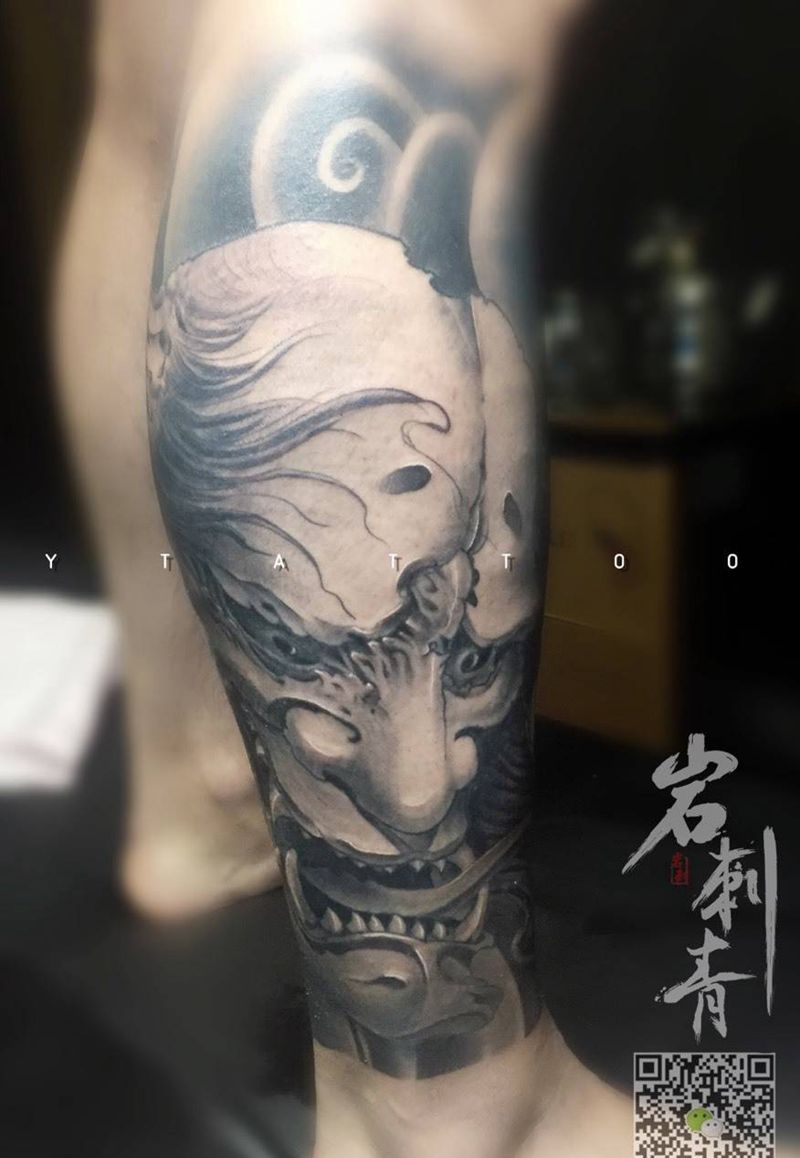 般若莲花包小腿纹身图片_成品腿部传统鬼神植物纹身图案