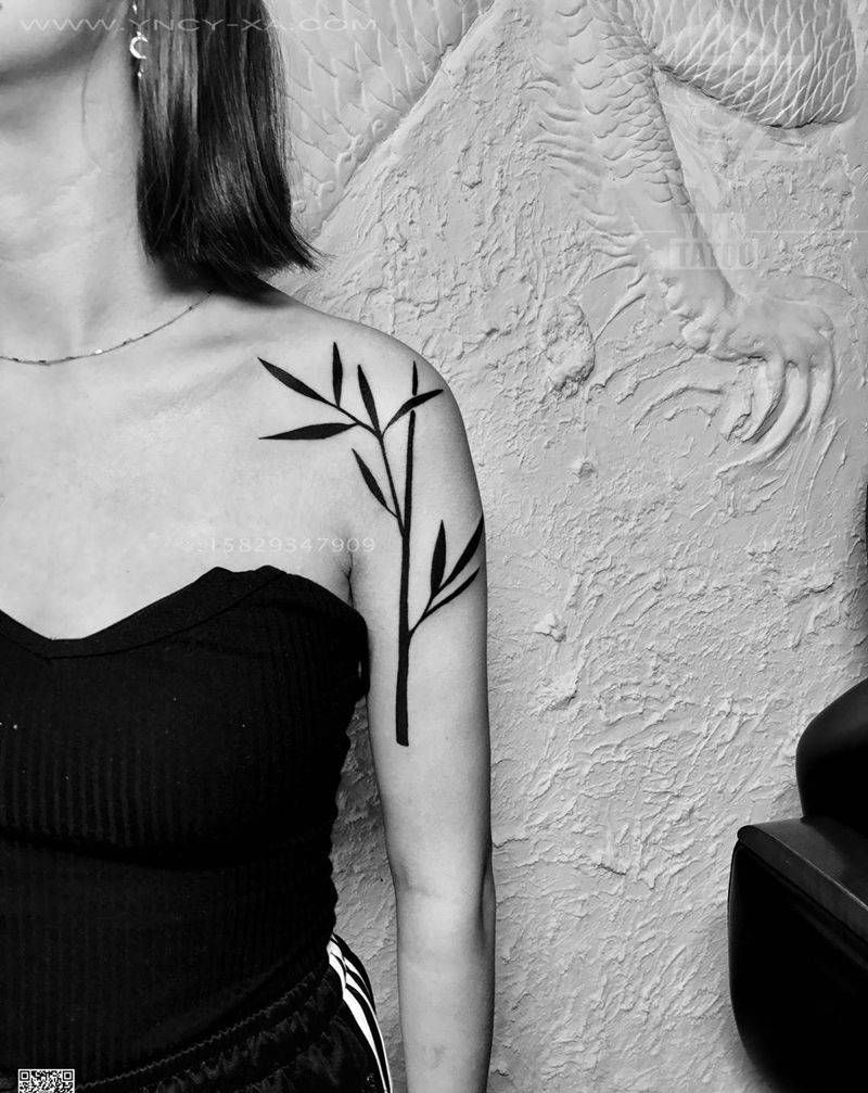 妞儿自带图。鬼鬼出品[调皮]纹身图片_艺奴刺域植物清新手臂肩部成品纹身图案
