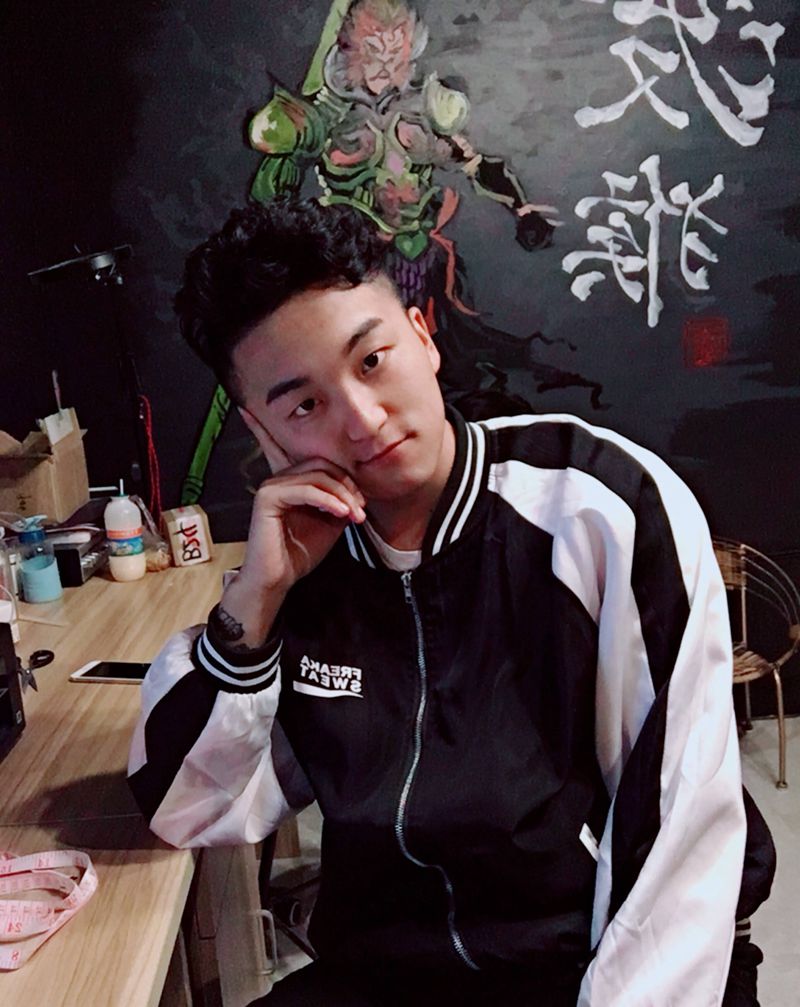 拿铁本人纹身图片