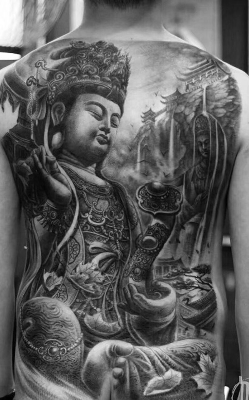 纹身满背推荐纹身图片_成品手稿背部臀部传统欧美写实国画肖像人物纹身图案