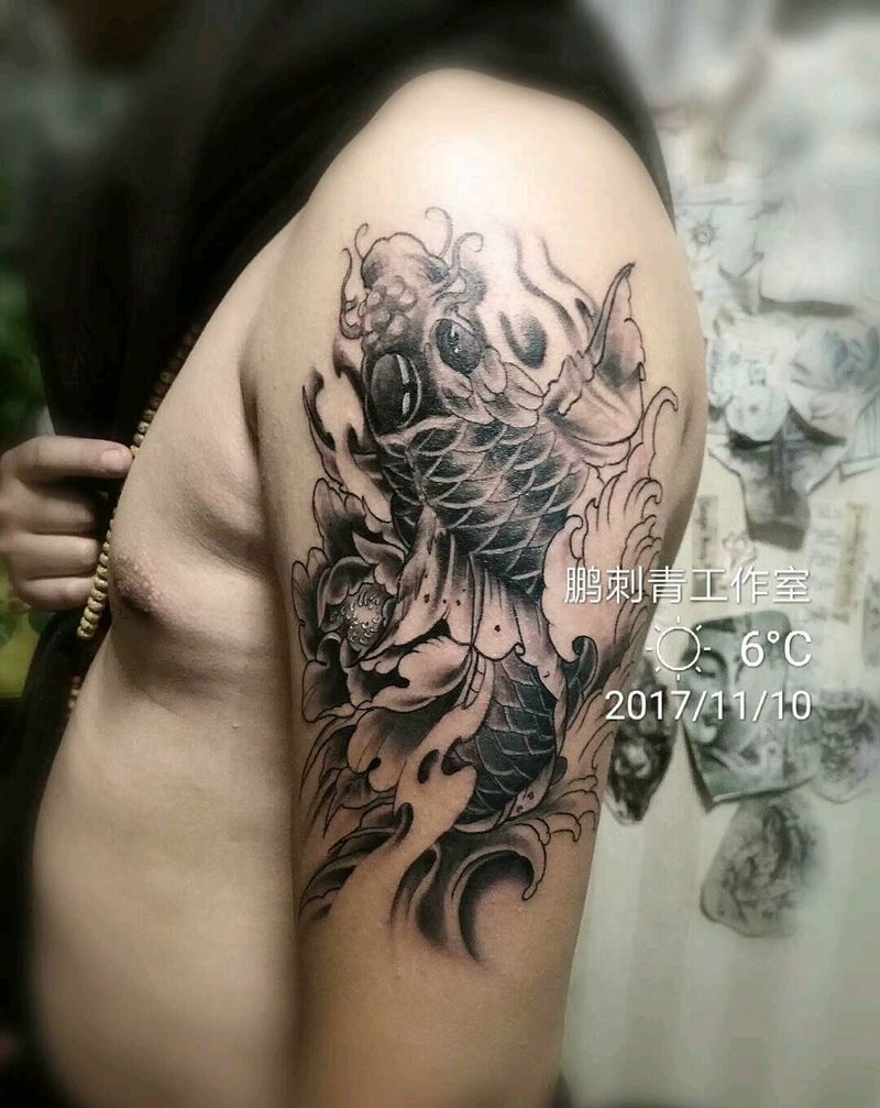 大鲤鱼纹身图片