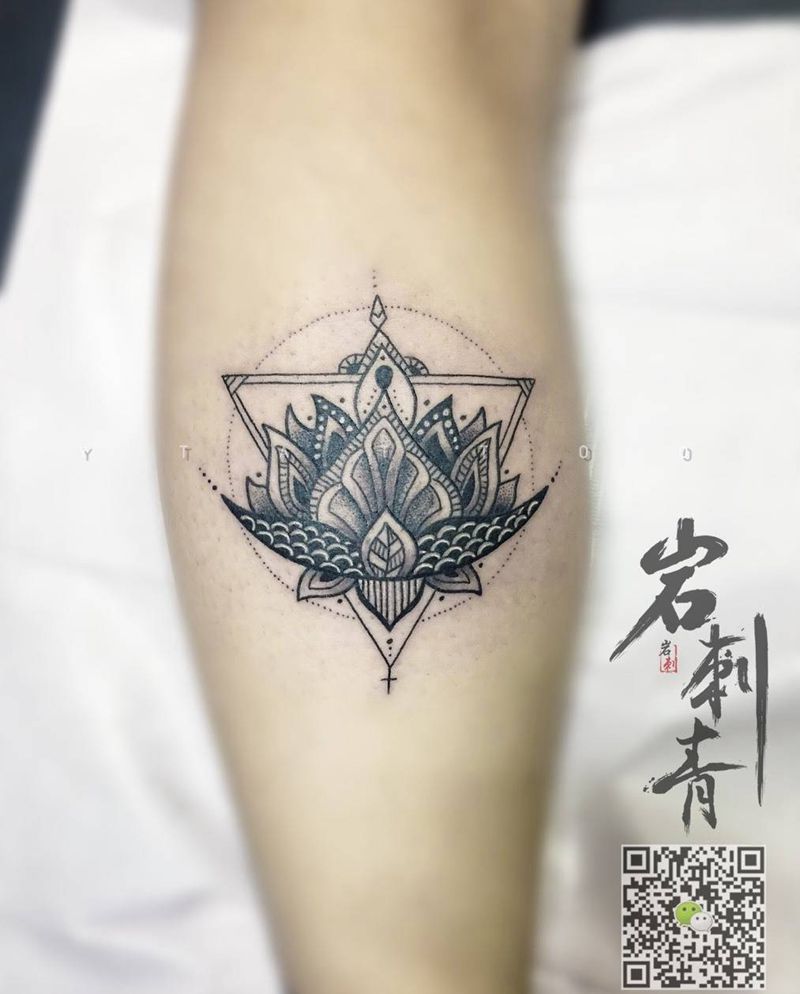 梵花纹身图片_成品腿部欧美清新几何宗教纹身图案