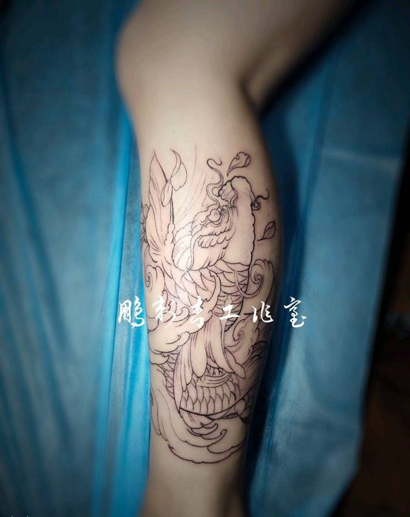 鲤鱼纹身图片_腿部纹身图案