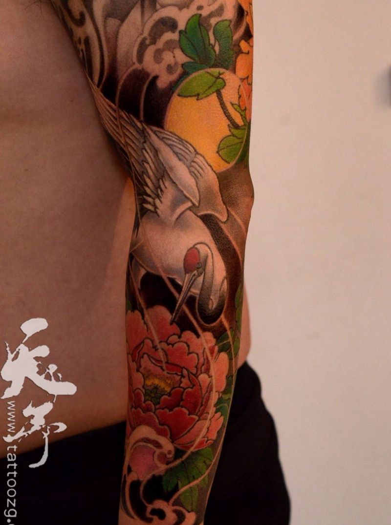 西安天予刺青传统作品纹身图片_仙鹤成品手臂手部传统动物原创西安彩色肩部纹身图案
