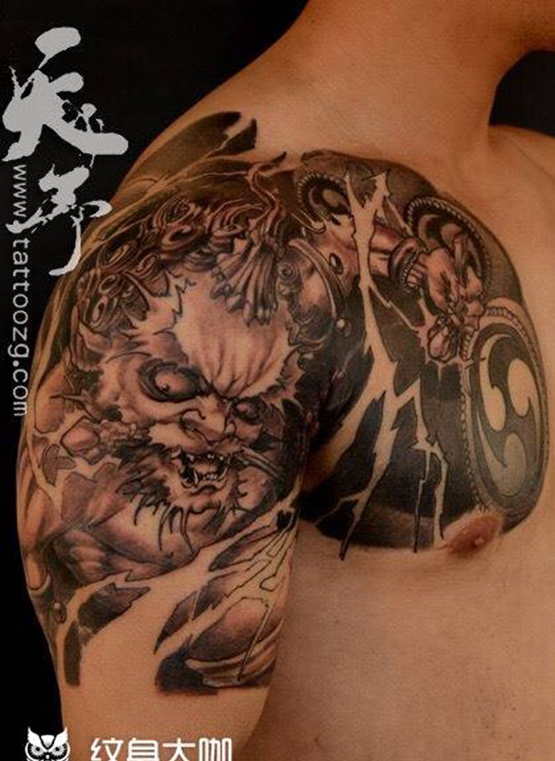 西安天予刺青传统作品纹身图片_成品肩部胸部传统鬼神原创西安黑灰风神雷神纹身图案