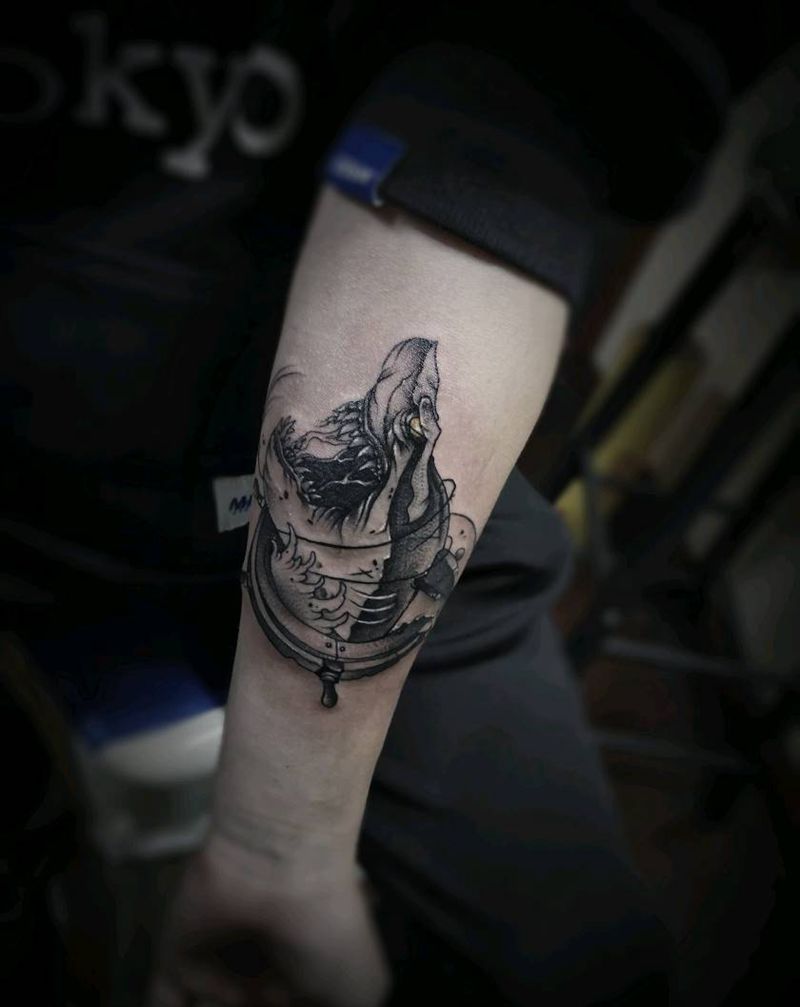 鲨鱼纹身图片_手臂点刺纹身图案