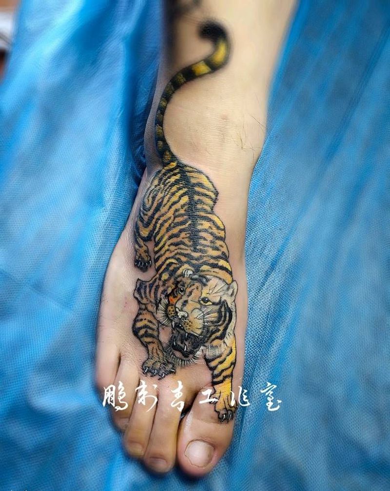 修改纹身图片_脚部纹身图案