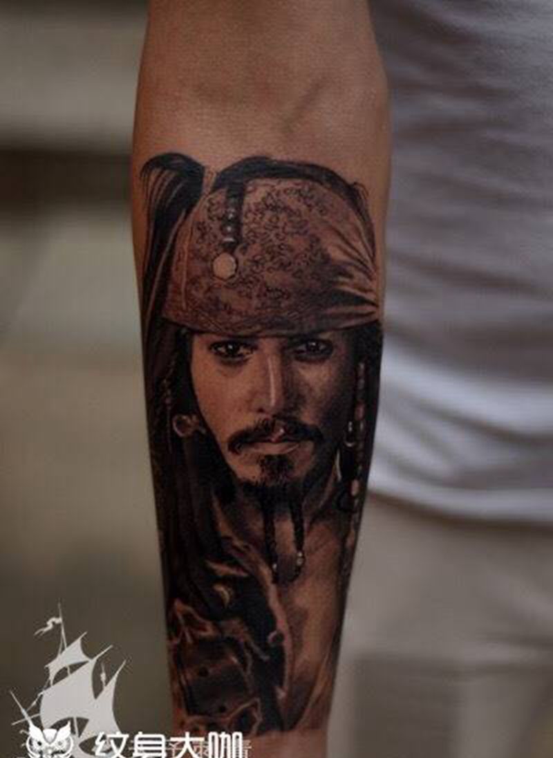 西安天予刺青黑灰作品合集纹身图片_西安黑灰人物原创写实欧美肖像成品纹身图案