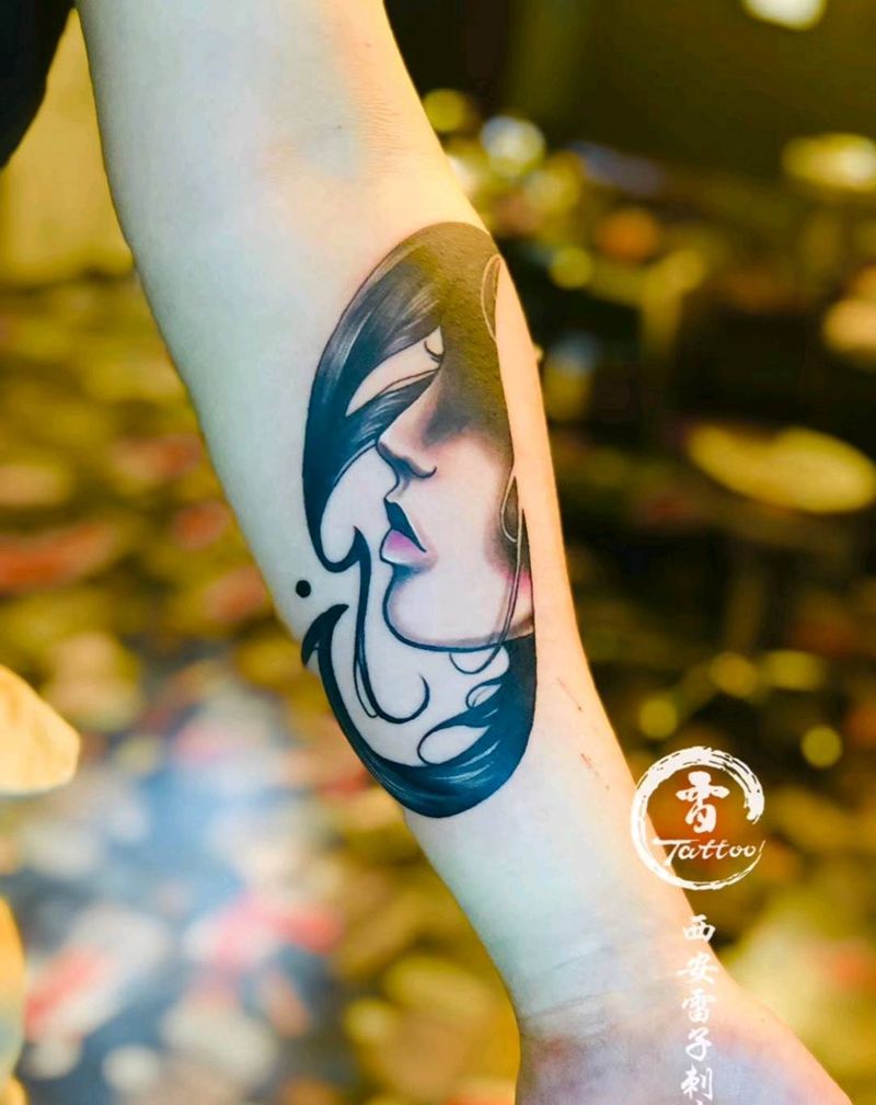 美女侧脸纹身图片_手臂美女纹身图案