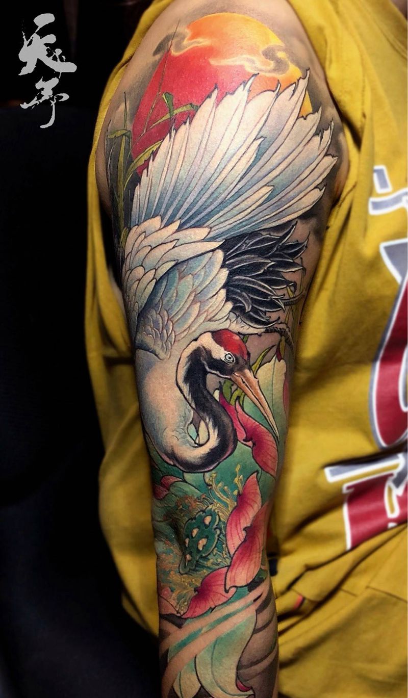 西安天予刺青传统作品纹身图片_手臂新传统仙鹤纹身图案