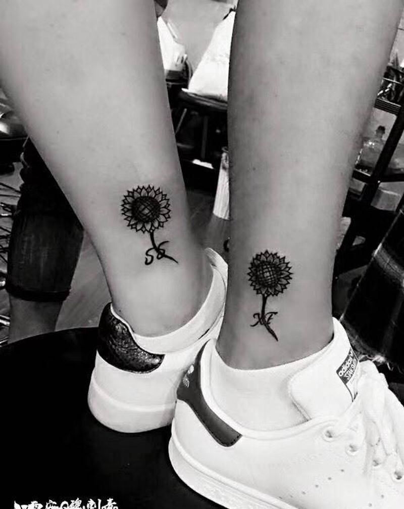 情侣向日葵纹身图片