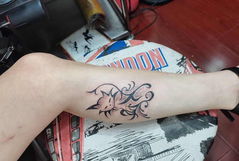 疤痕遮盖纹身图片_腿部纹身图案