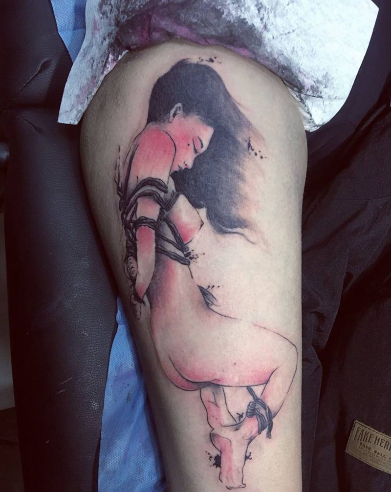 sm捆绑纹身图片_成品原创人物欧美腿部纹身图案