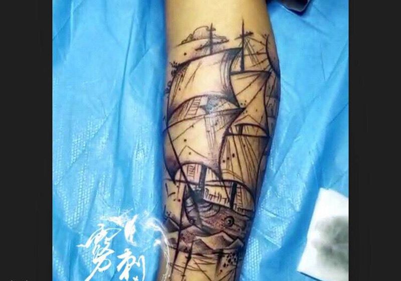 一帆风顺纹身图片_成品脚部腿部欧美静物几何纹身图案