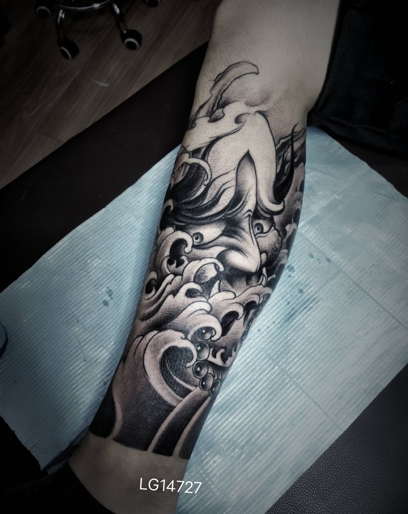 般若纹身图片_腿部纹身图案