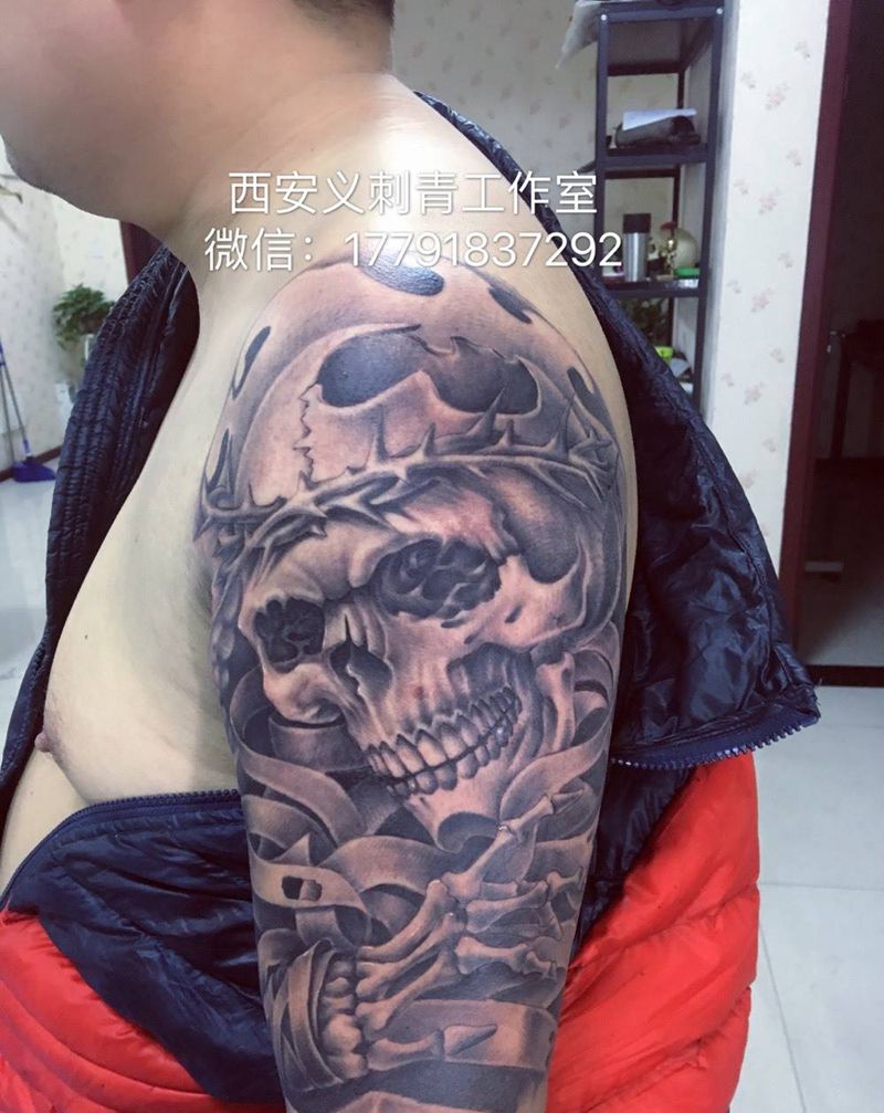 骷髅花臂纹身图片_手臂欧美写实纹身图案