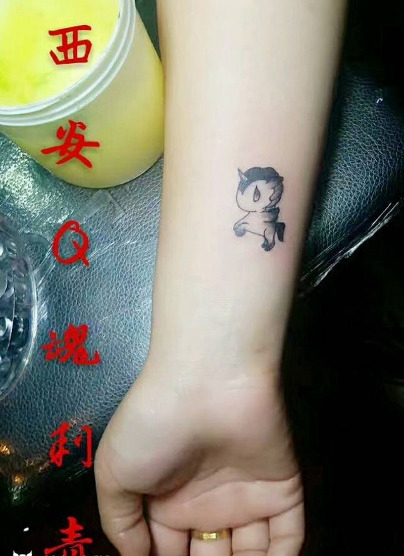 胳膊小可爱一枚纹身图片