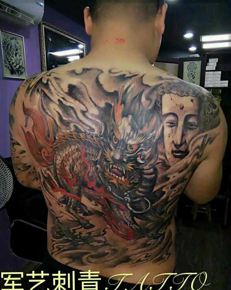 麒麟与佛纹身图片