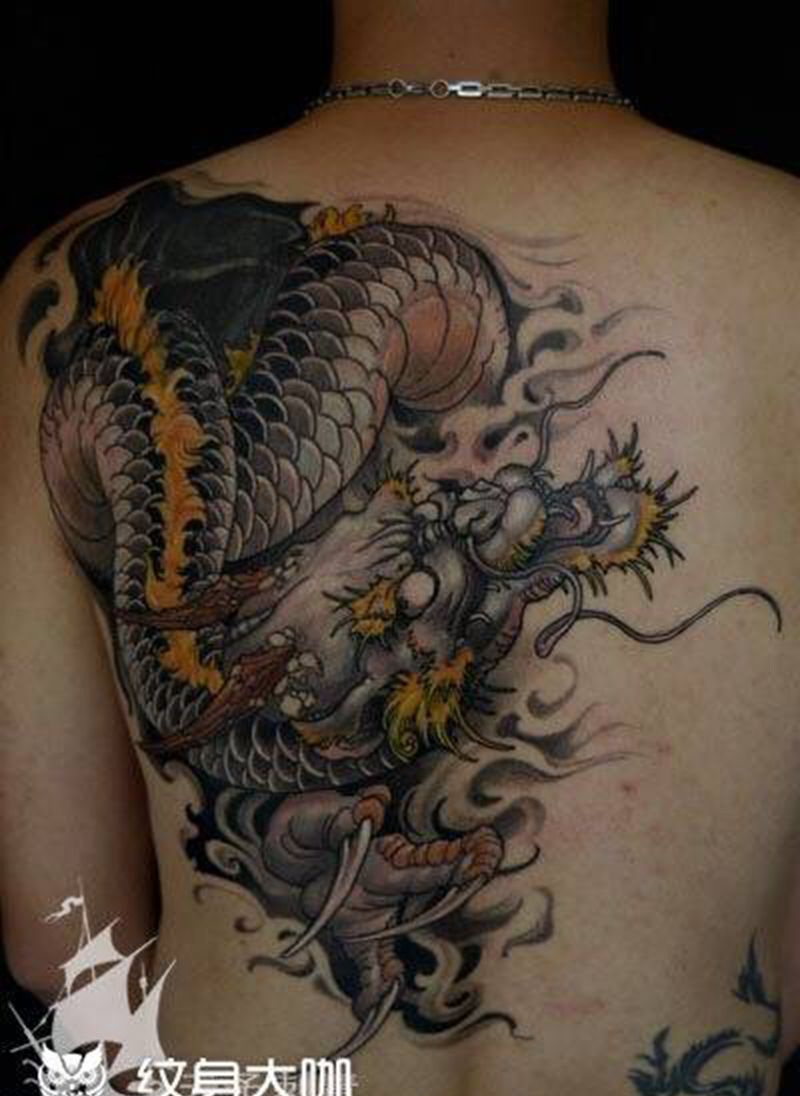 西安天予刺青传统作品纹身图片_龙西安彩色原创动物鬼神成品肩部背部传统纹身图案