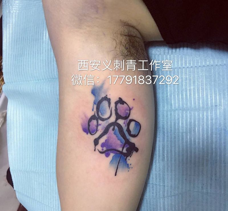 水彩泼墨小爪子纹身图片_成品原创手臂欧美国画纹身图案