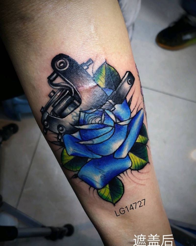 蓝玫瑰纹身机纹身图片_手臂纹身图案