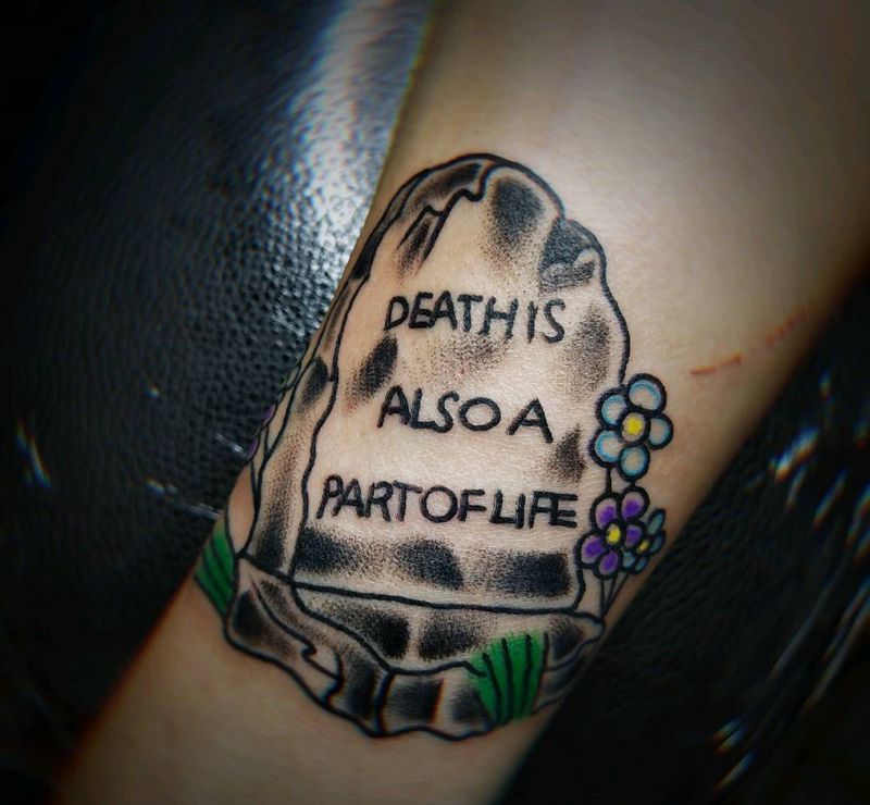 oldschool墓碑纹身图片_Old School纹身图案