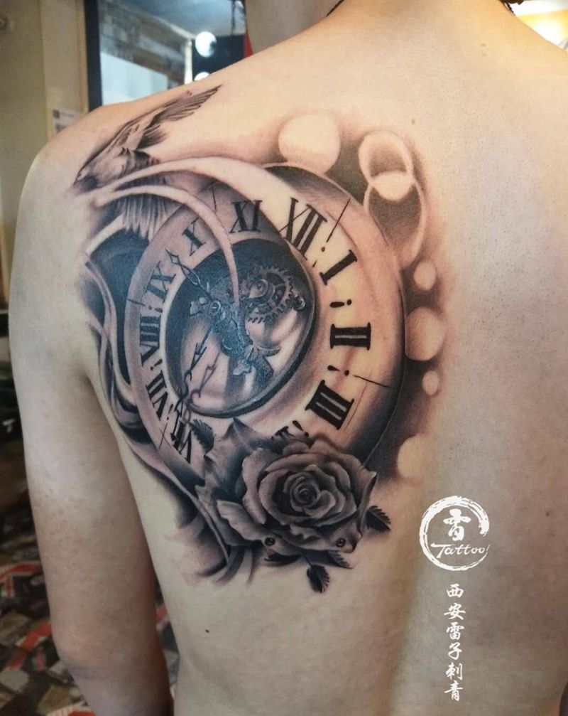 时钟纹身图片_肩部成品写实几何静物纹身图案