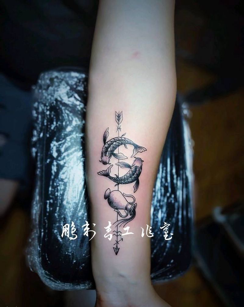 双鱼,水瓶座纹身图片_手臂纹身图案