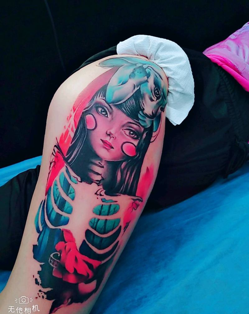 暗黑小红帽纹身图片_腿部小红帽纹身图案