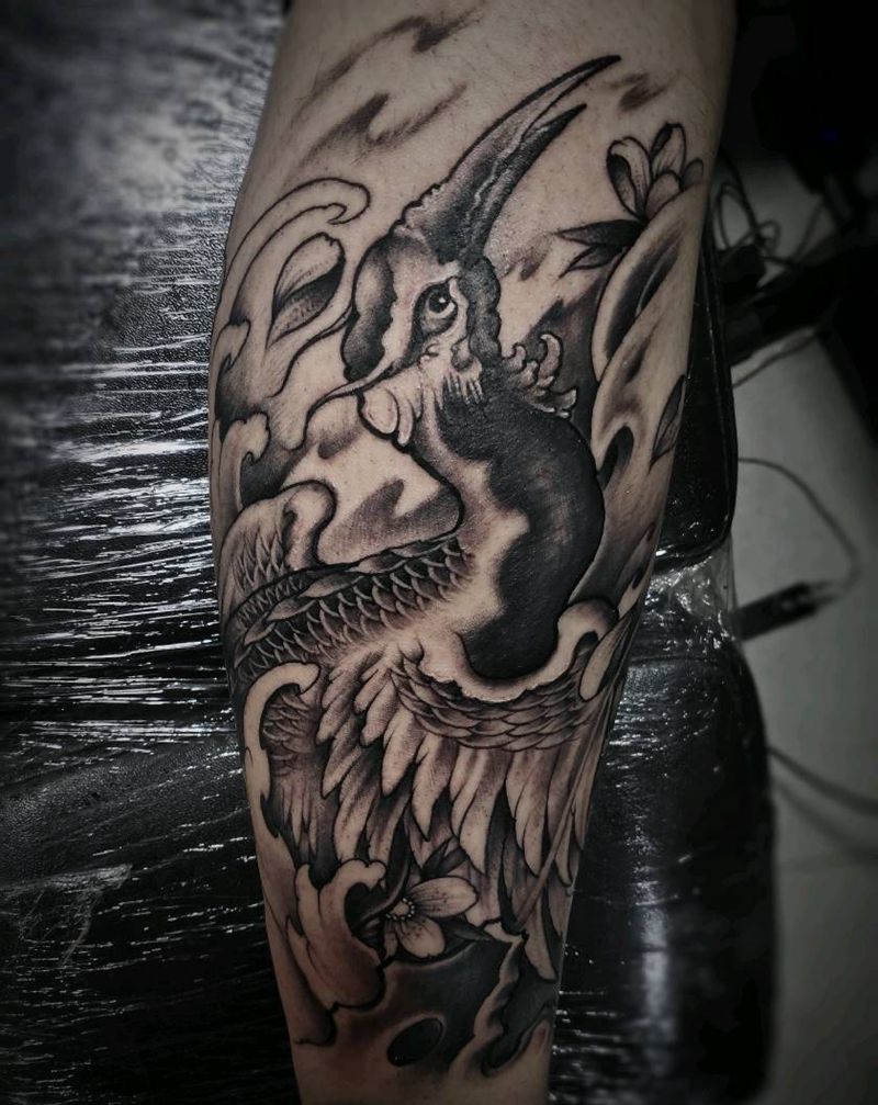 鹤纹身图片_腿部纹身图案