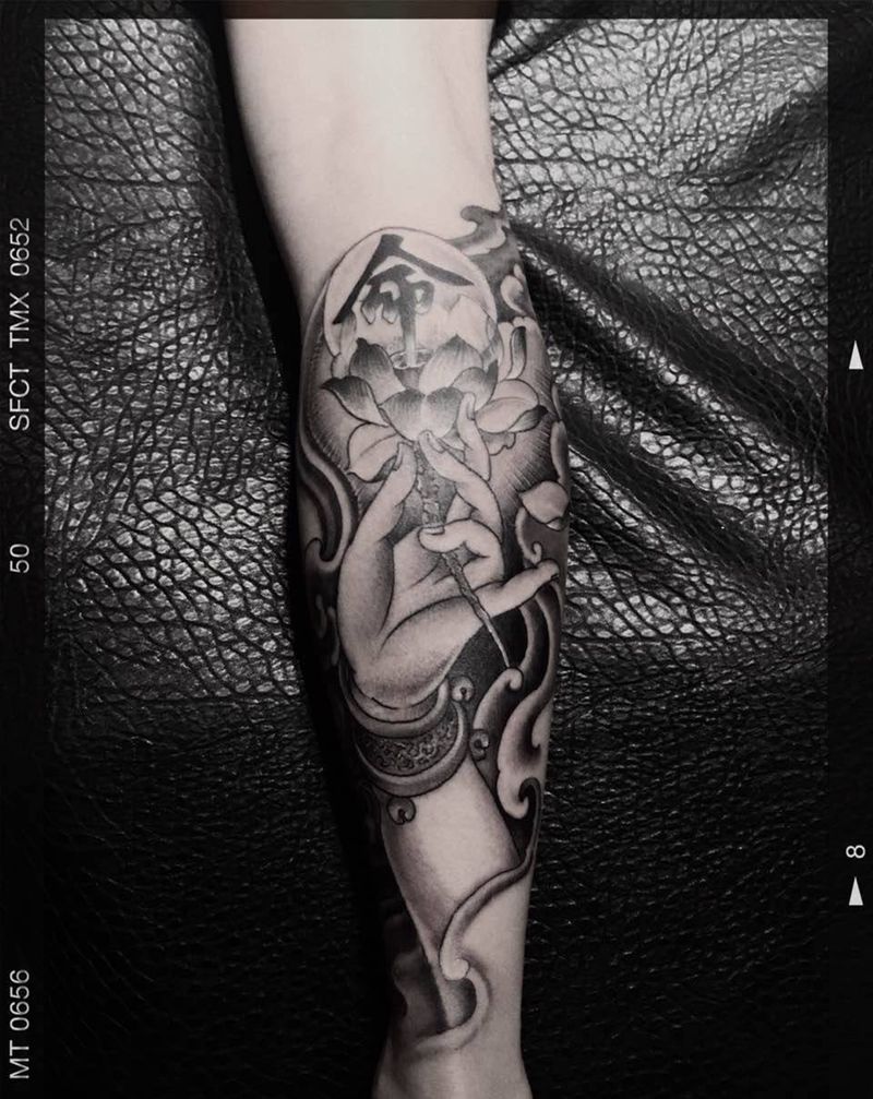 佛手纹身纹身图片_手稿插画成品传统原创宗教腿部培训国画纹身图案