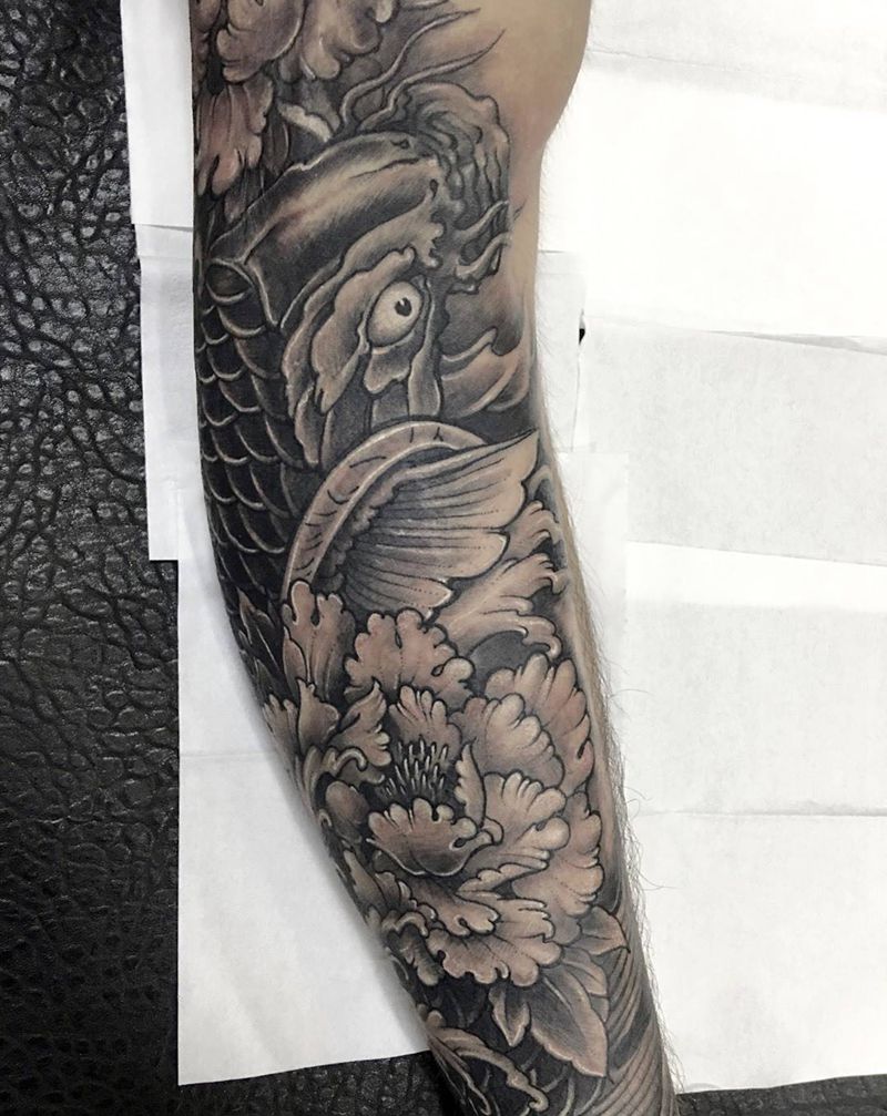 遮盖烧伤鱼纹身纹身图片_成品手稿插画腿部传统写实动物原创纹身图案