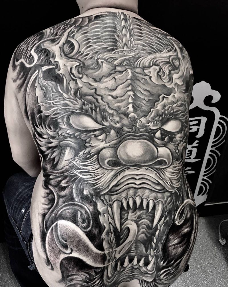 龙纹身图片_西安修改西安刺青肖像动物成品背部传统纹身图案