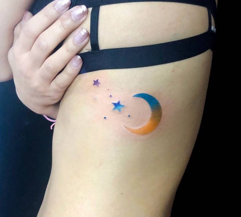 月亮纹身图片