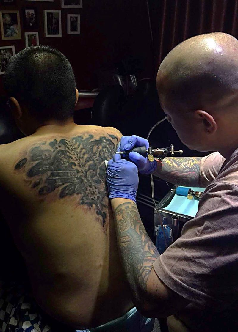 西安纹身#机械纹身纹身图片_西安刺青西安修改图腾宗教原创传统欧美背部手稿纹身图案