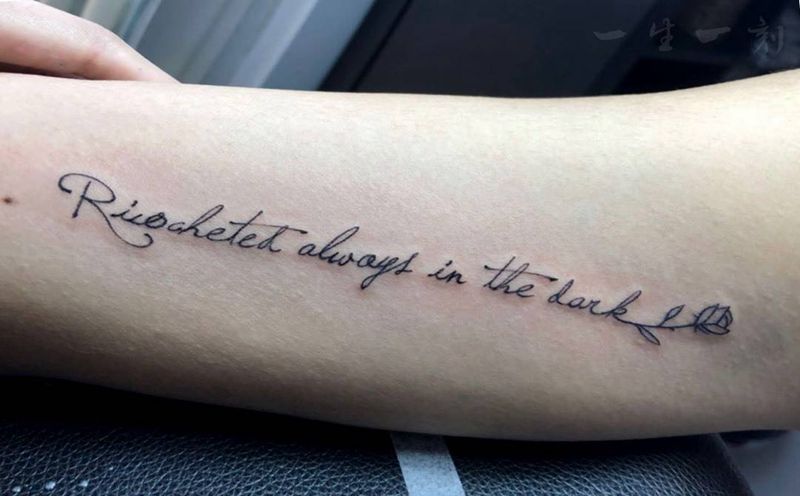 英文纹身图片_手臂英文艺术字纹身图案