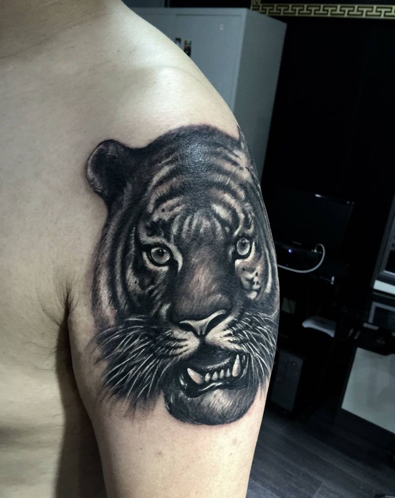 虎头纹身纹身图片_手稿成品插画肩部欧美动物原创培训文玩纹身图案