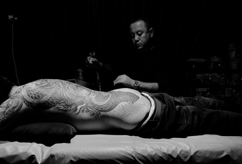 龙纹身图片_西安修改英文肖像小清新人物原创纹身图案